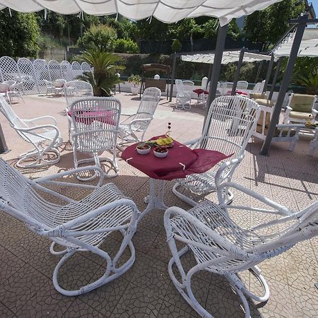 B&B Decarlo Property Tropea Exterior photo